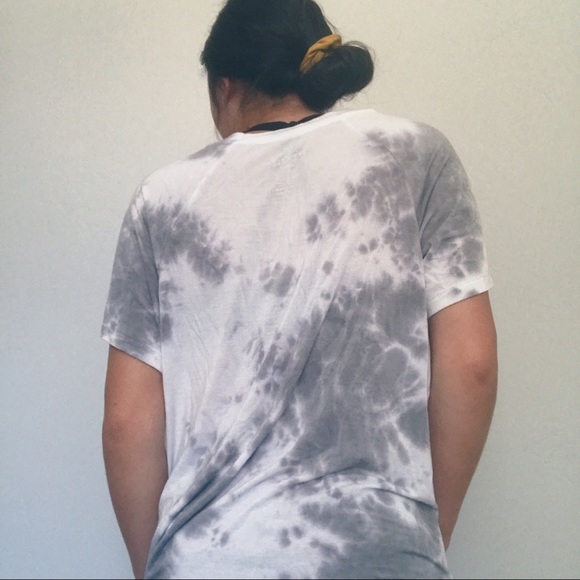 AEO Soft And Sexy Gray Marble T-Shirt - Picture 2 of 3